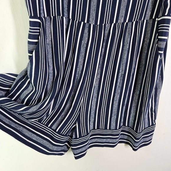 NEW Loft Stripe Romper 14 Navy Blue Crepe Flowy NWT - Picture 4 of 10